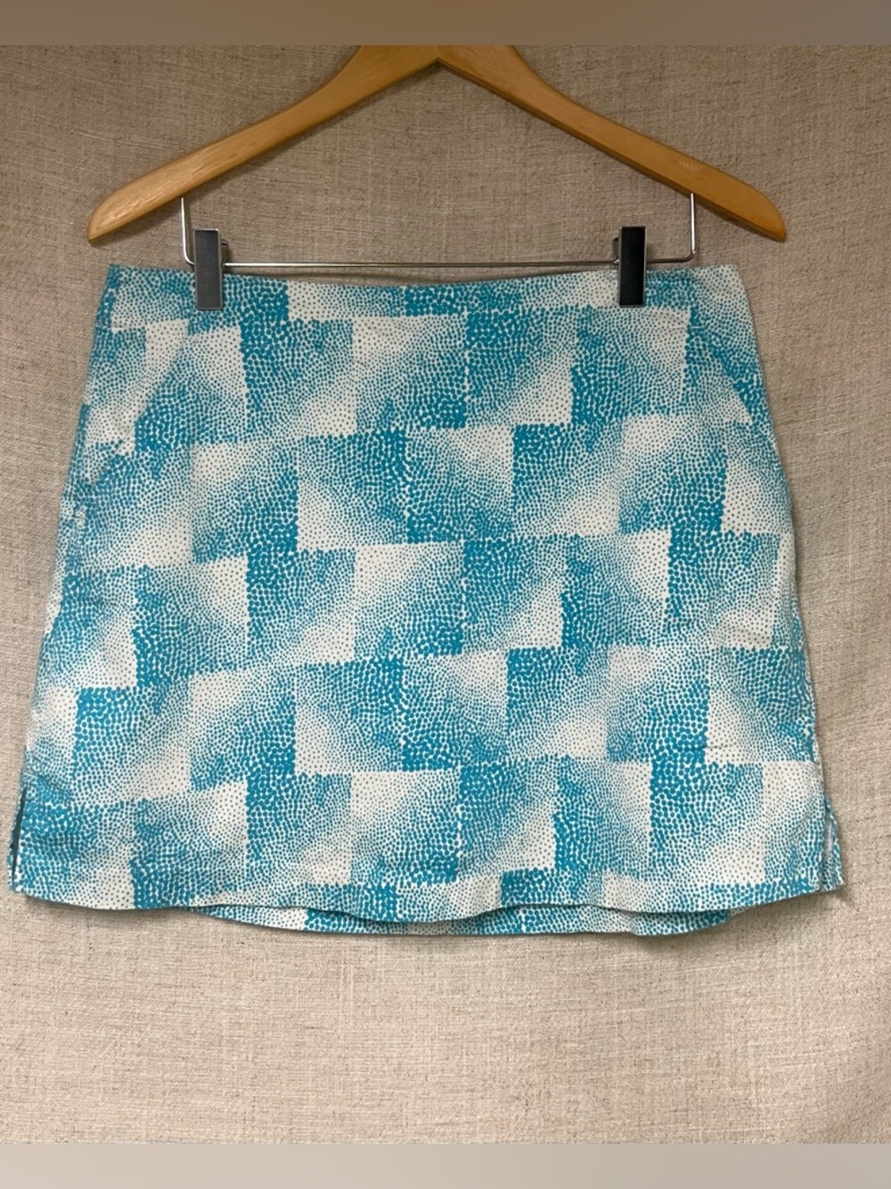 Blue & White Patterned Women's Skort